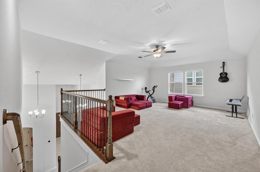 11320 Twisting Peak Road Fort Worth, TX 76052 - Photo 19 of 23 a living room with furniture
