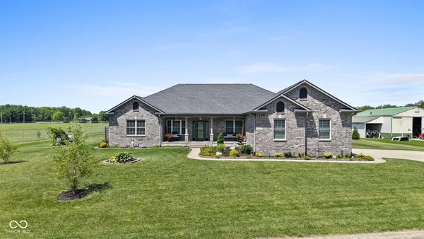 $749,999 | 3870 Hanna Lane, Clayton, IN 46118