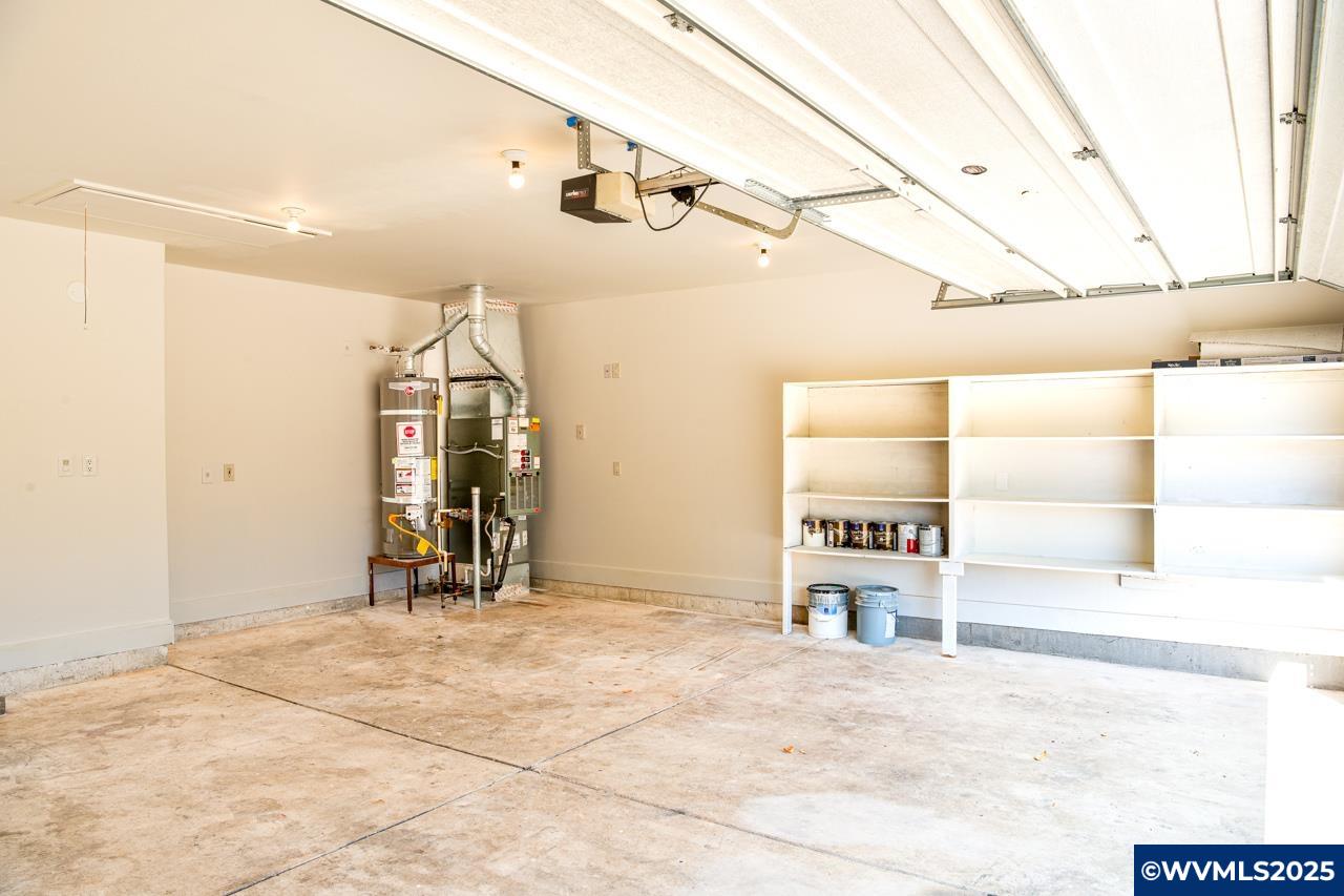 2029 Chase Loop Southwest Albany, OR 97321 - Photo 41 of 42 Gallery Image 41