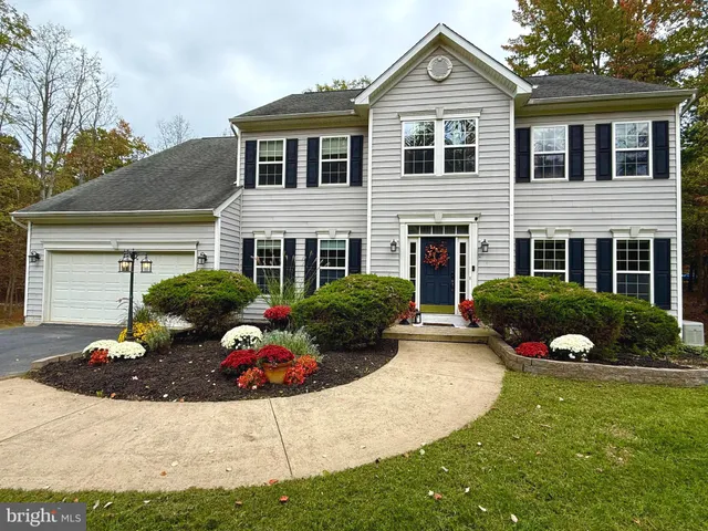 $549,900 | 350 Rotterham Drive, Hedgesville, WV 25427