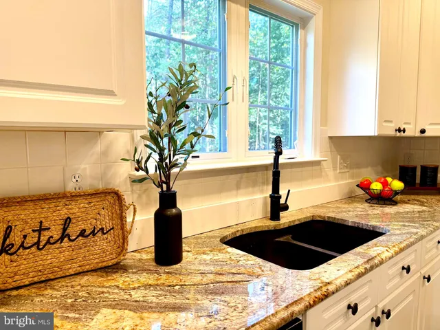 $549,900 | 350 Rotterham Drive, Hedgesville, WV 25427