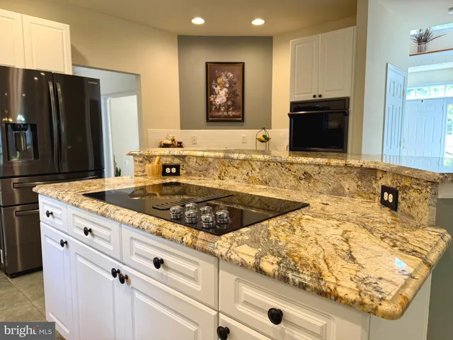 $549,900 | 350 Rotterham Drive, Hedgesville, WV 25427