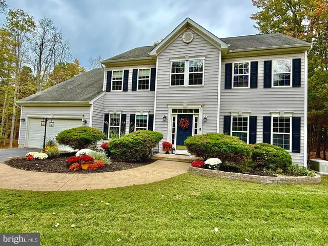 $549,900 | 350 Rotterham Drive, Hedgesville, WV 25427