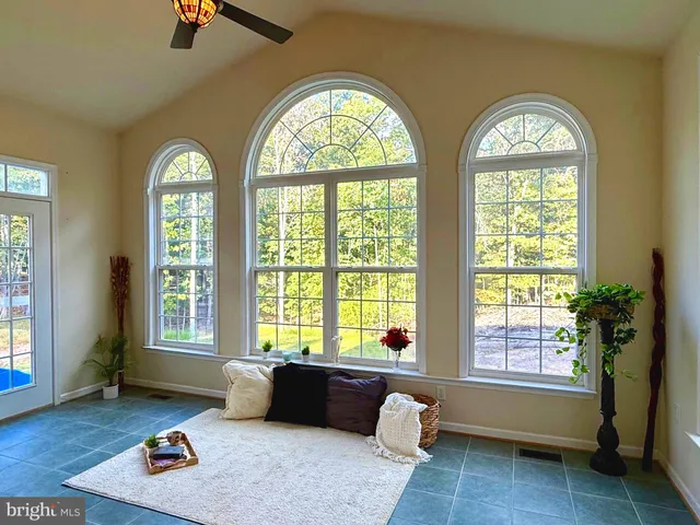 $549,900 | 350 Rotterham Drive, Hedgesville, WV 25427