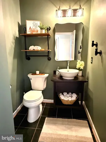 $549,900 | 350 Rotterham Drive, Hedgesville, WV 25427