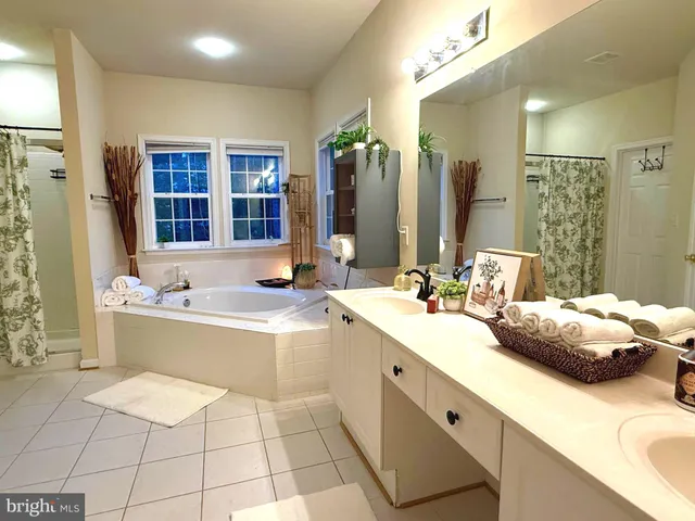 $549,900 | 350 Rotterham Drive, Hedgesville, WV 25427