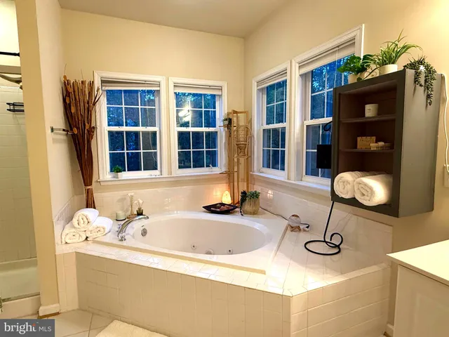 $549,900 | 350 Rotterham Drive, Hedgesville, WV 25427