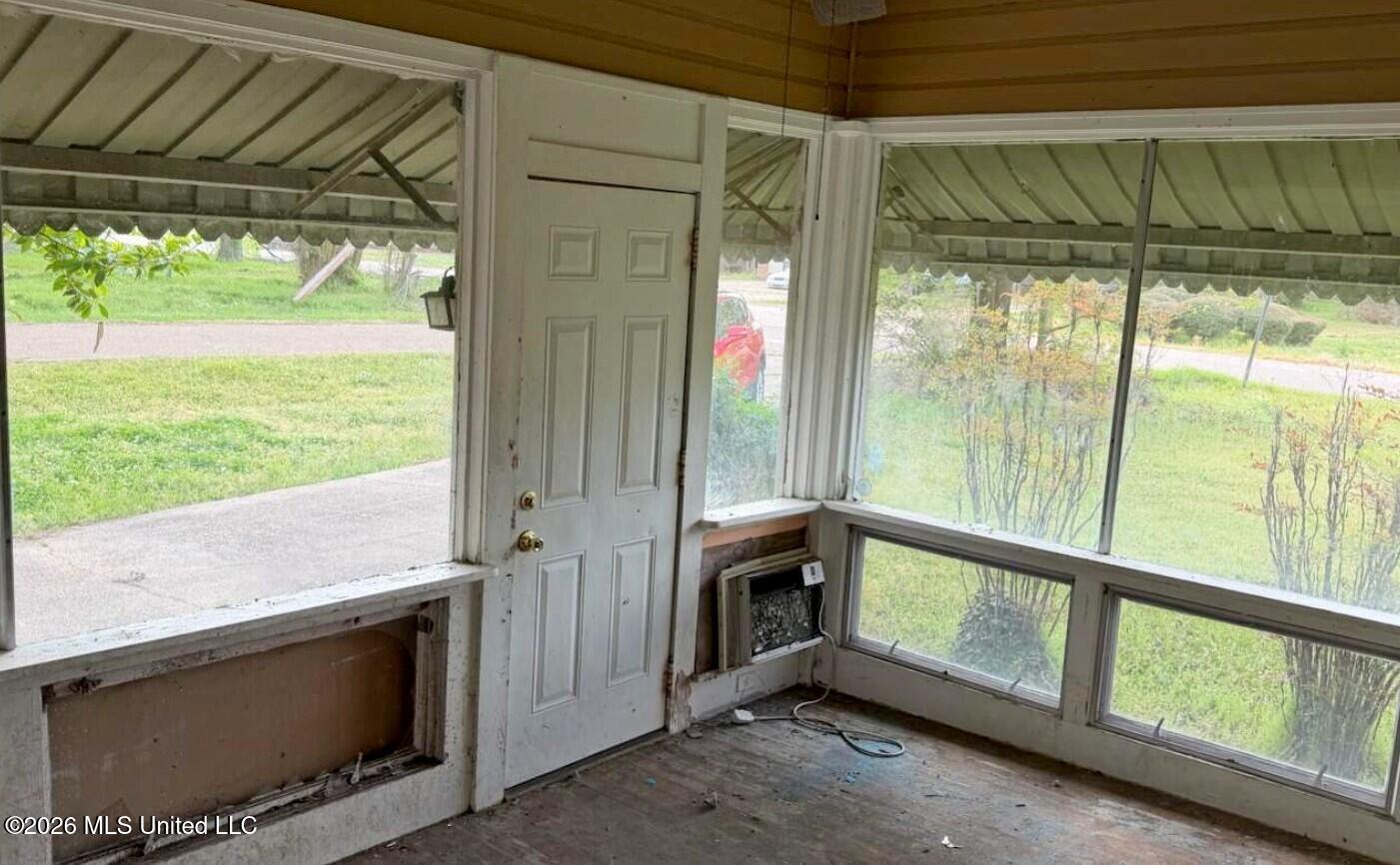 256 West Main Street Webb, MS 38963 - Photo 7 of 10 9