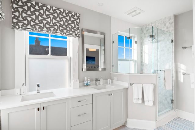 $11,900,000 | 63 Baxter Road, Nantucket, MA 02554