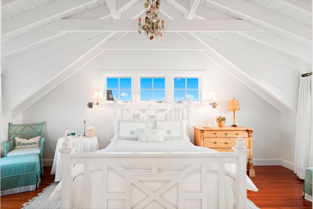 $11,900,000 | 63 Baxter Road, Nantucket, MA 02554