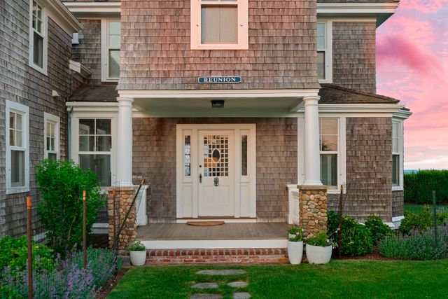 $11,900,000 | 63 Baxter Road, Nantucket, MA 02554