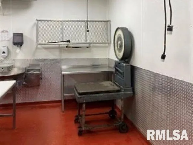 a bathroom with a sink and toilet