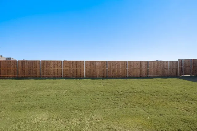 $449,000 | 184 Mountain Laurel Drive, Waxahachie, TX 75165