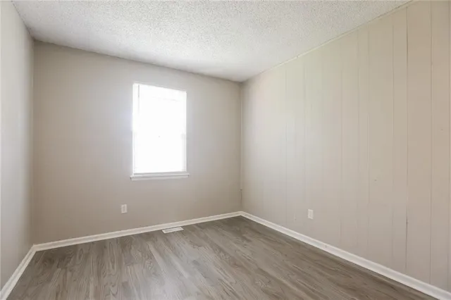 $1,795 | 10721 Mckinley Court, Kansas City, MO 64134