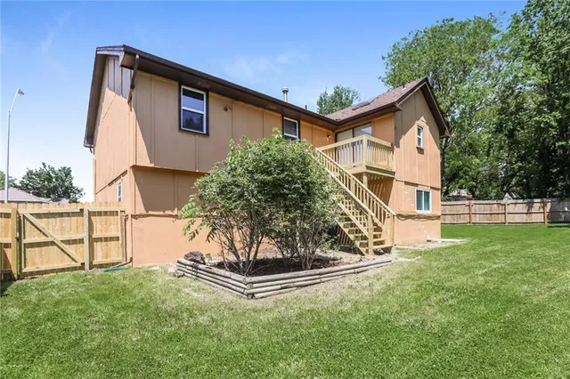 $1,795 | 10721 Mckinley Court, Kansas City, MO 64134