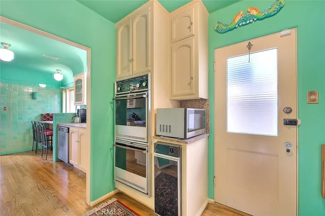 $19,500 | 1602 The Strand, Hermosa Beach, CA 90254