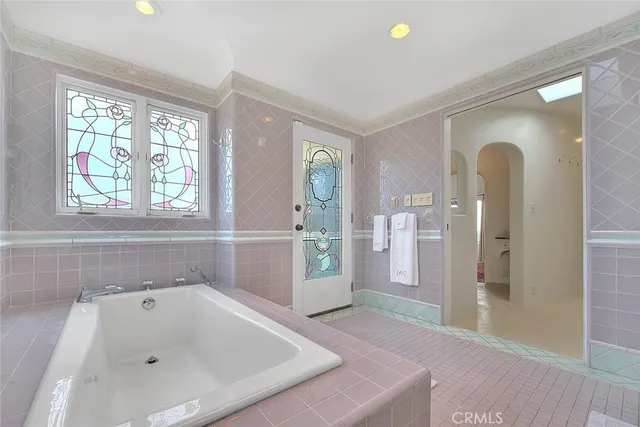 $19,500 | 1602 The Strand, Hermosa Beach, CA 90254