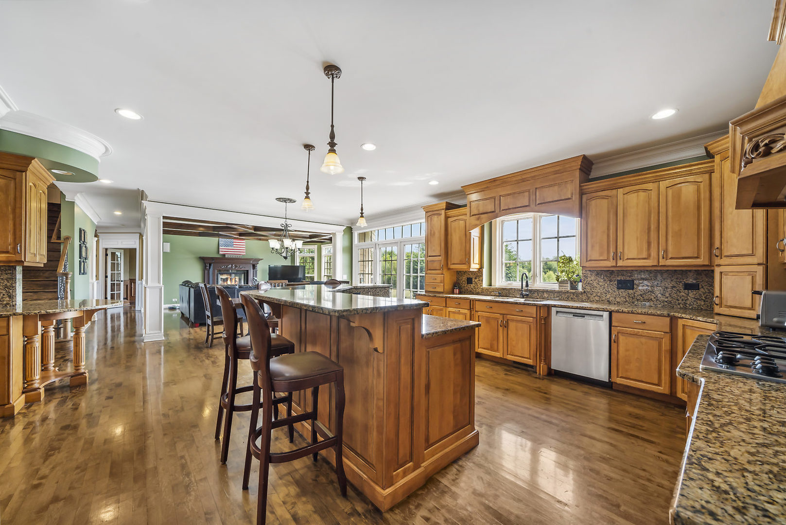 40W885 Campton Trail Road St. Charles, IL 60175 - Photo 11 of 29 a view of a kitchen and dining room