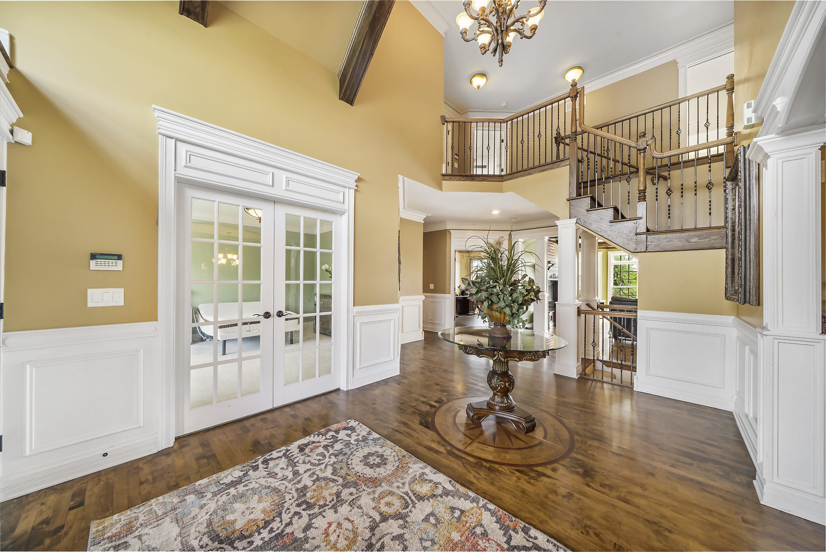 40W885 Campton Trail Road St. Charles, IL 60175 - Photo 4 of 29 a living room with furniture and wooden floor