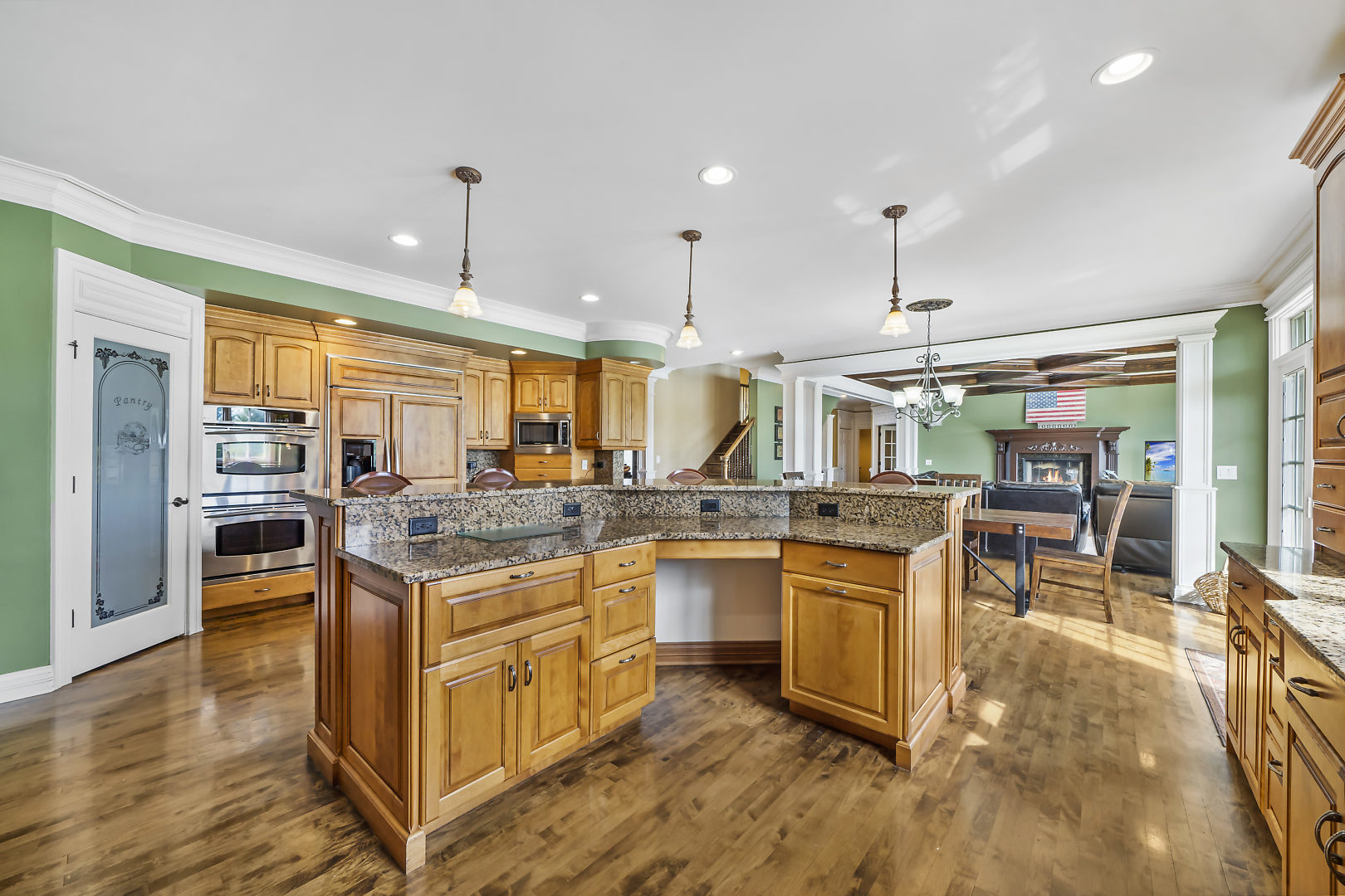40W885 Campton Trail Road St. Charles, IL 60175 - Photo 10 of 29 a kitchen with lots of counter top space and stainless steel appliances