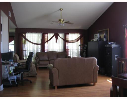 546 Red Bud Lane Slidell, LA 70460 - Photo 4 of 5