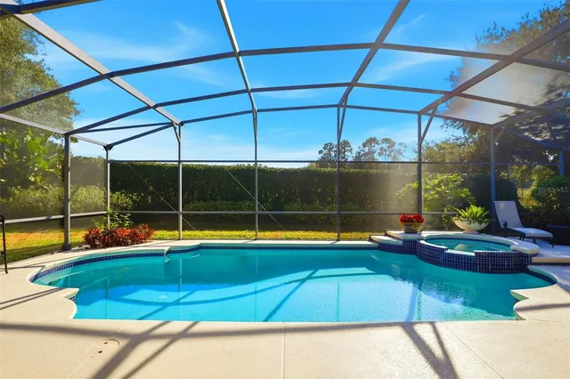 $543,500 | 88 Wekiva Pointe Circle, Apopka, FL 32712