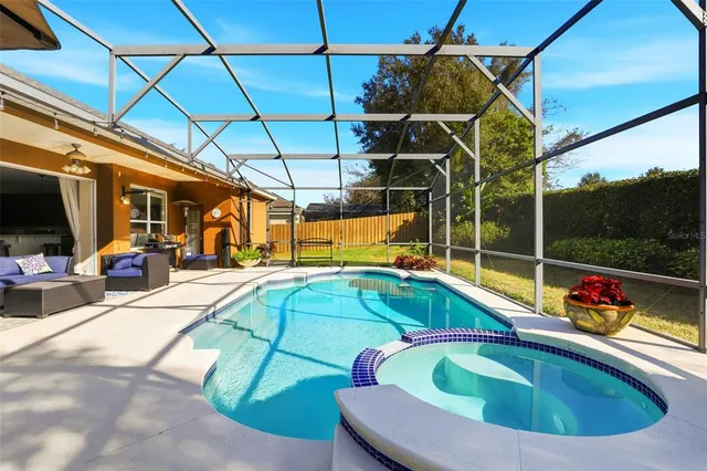 $543,500 | 88 Wekiva Pointe Circle, Apopka, FL 32712