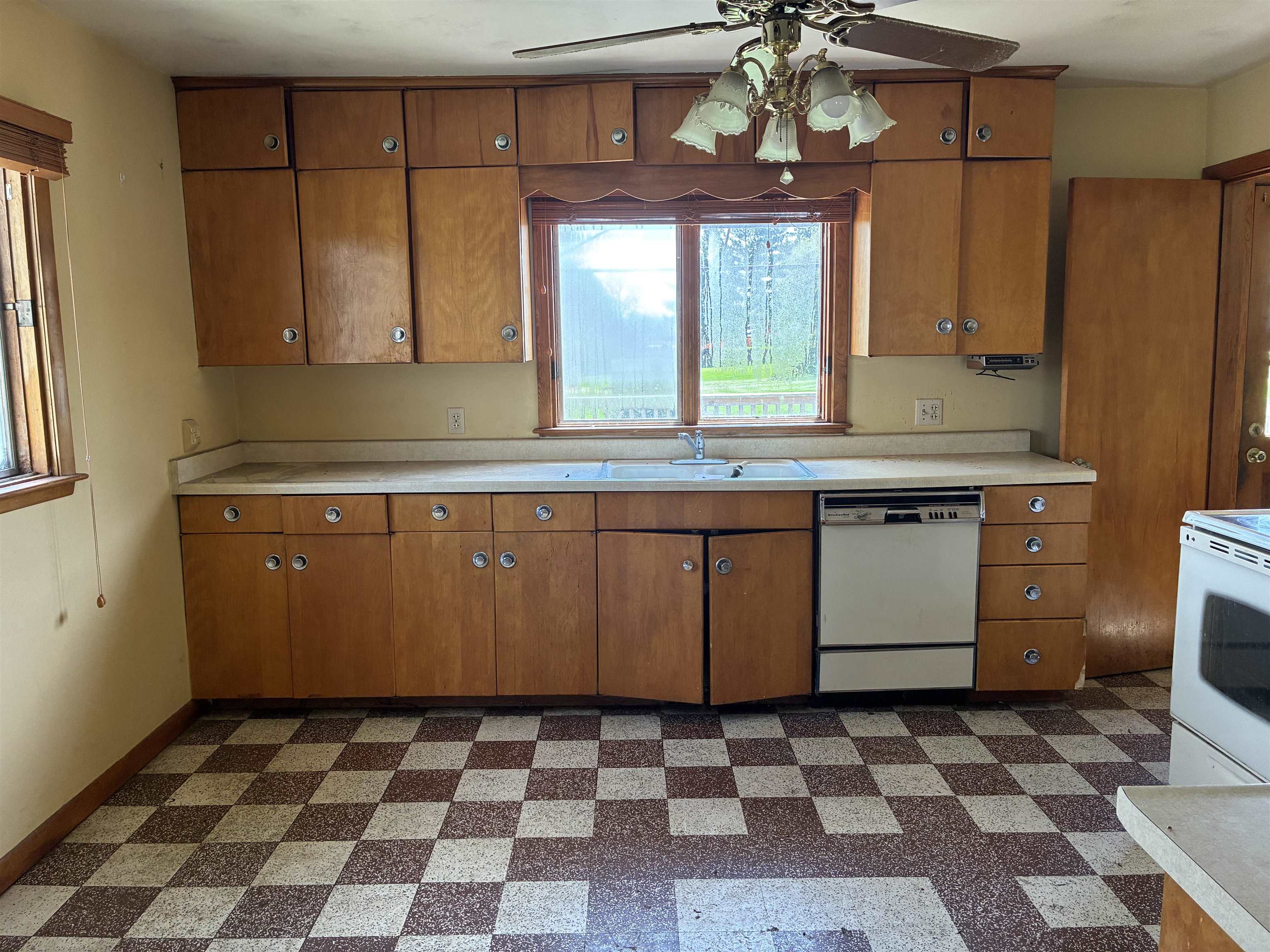 605 Webster Street Oregon, IL 61061 - Photo 4 of 15