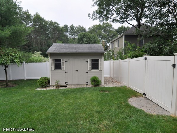 31 Plantation Road Mansfield, MA 02048 - Photo 28 of 29 Gallery Image 28