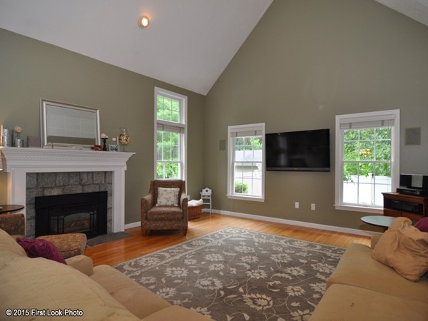 31 Plantation Road Mansfield, MA 02048 - Photo 9 of 29 Gallery Image 9