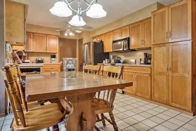 $260,000 | 3165 Cavendish Drive, Rockford, IL 61109