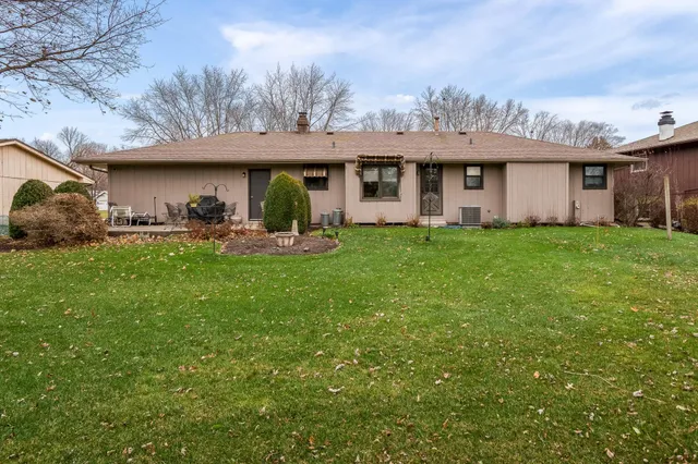 $260,000 | 3165 Cavendish Drive, Rockford, IL 61109
