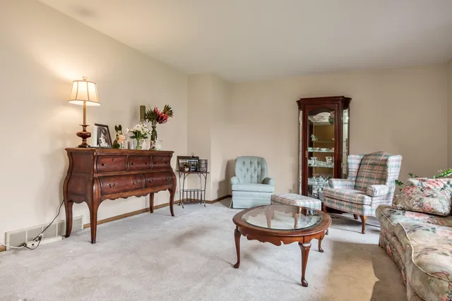 $260,000 | 3165 Cavendish Drive, Rockford, IL 61109