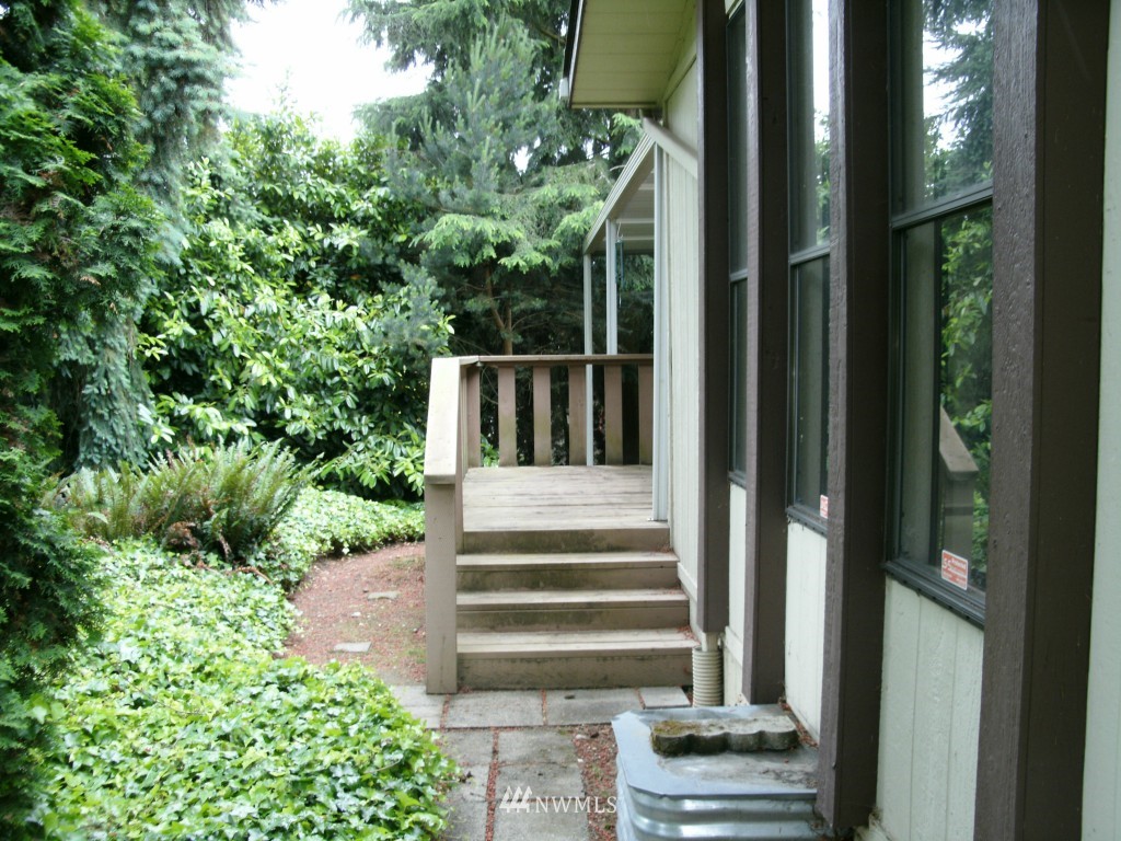201 Union Avenue Northeast, Unit 182 Renton, WA 98059 - Photo 2 of 15 Gallery Image 2