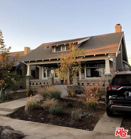 $4,750 | 2345 West 30th Street, Los Angeles, CA 90018