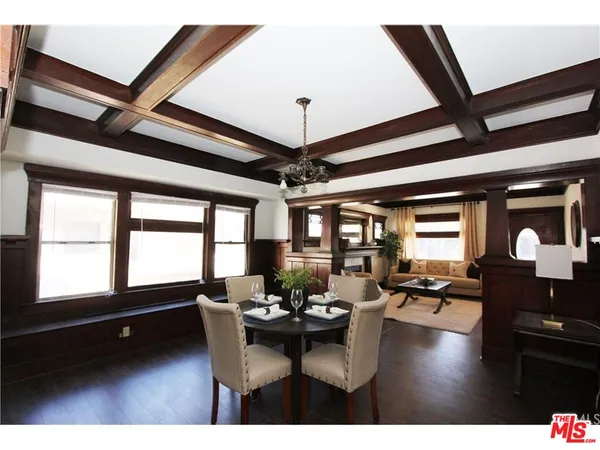 $4,750 | 2345 West 30th Street, Los Angeles, CA 90018