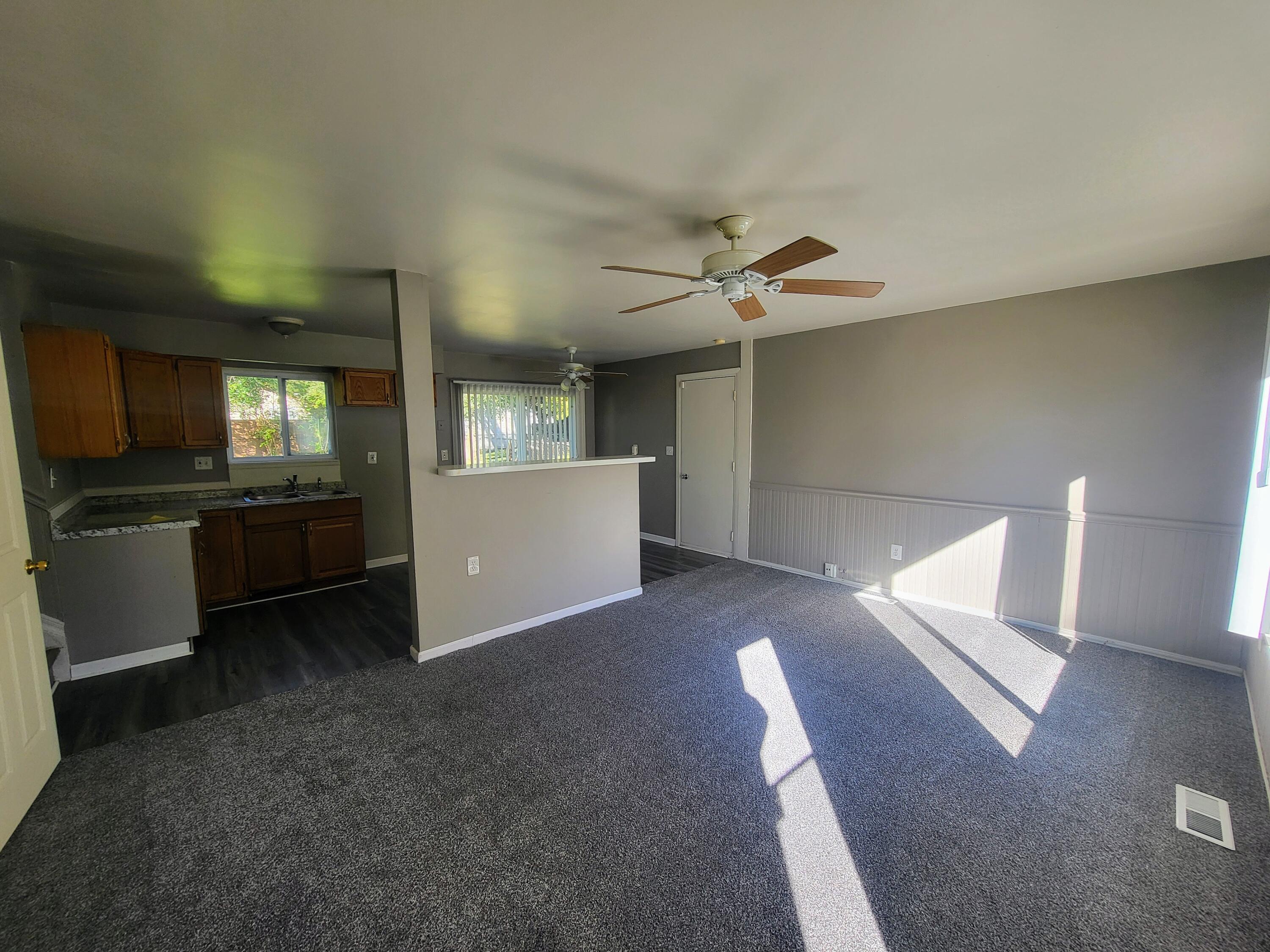 15748 Isabelle Street Romulus, MI 48174 - Photo 5 of 17 20241016_104948