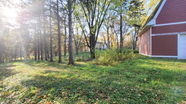 $2,617,830 | 935 Lakewood Hills Road North, Eagan, MN 55123