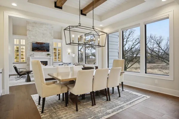 $2,617,830 | 935 Lakewood Hills Road North, Eagan, MN 55123