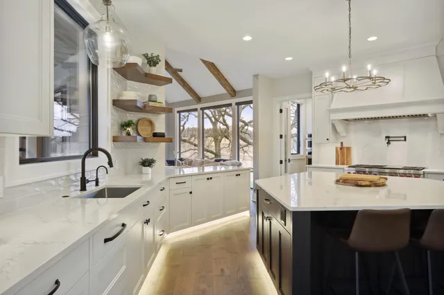 $2,617,830 | 935 Lakewood Hills Road North, Eagan, MN 55123