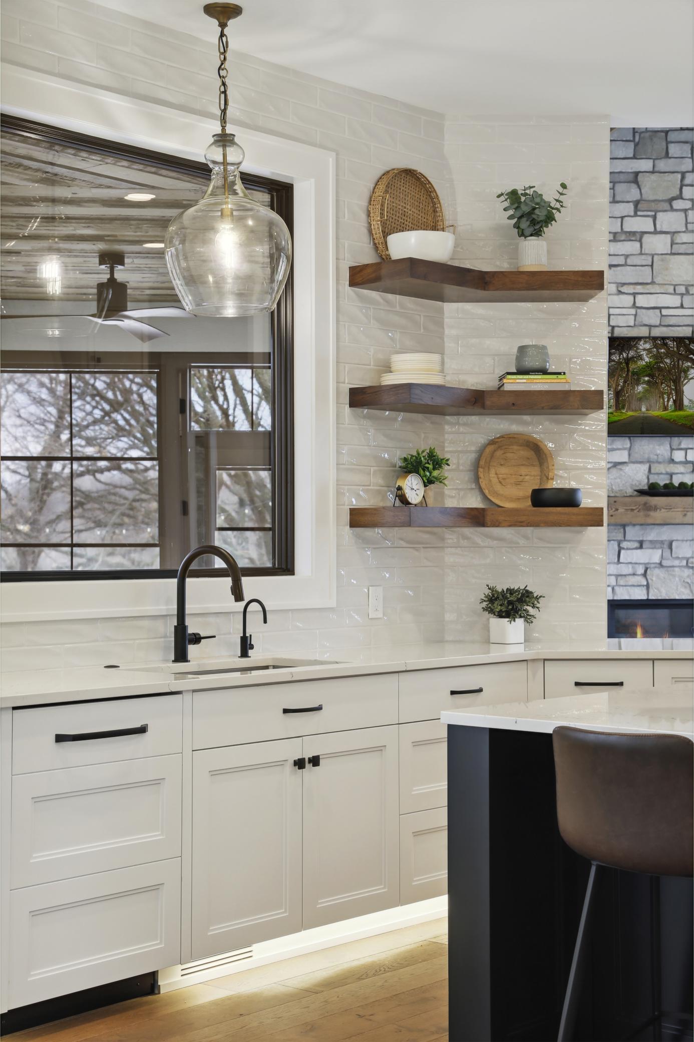 935 Lakewood Hills Road North Eagan, MN 55123 - Photo 21 of 112