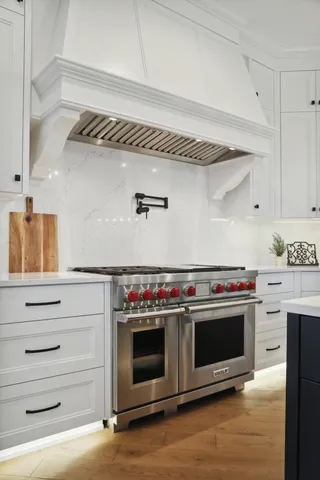 $2,617,830 | 935 Lakewood Hills Road North, Eagan, MN 55123