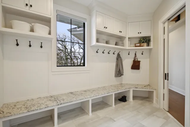 $2,617,830 | 935 Lakewood Hills Road North, Eagan, MN 55123