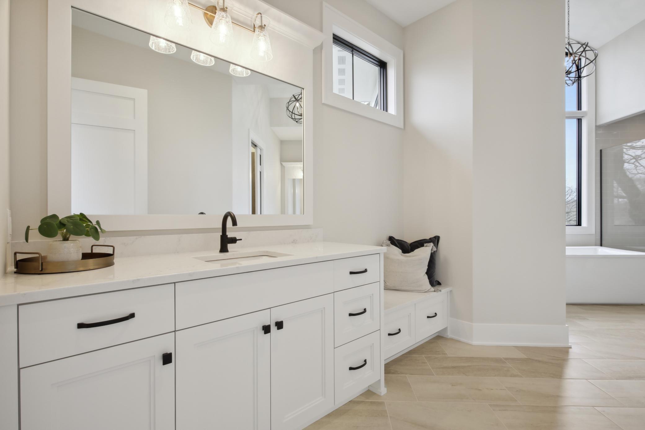 935 Lakewood Hills Road North Eagan, MN 55123 - Photo 39 of 112