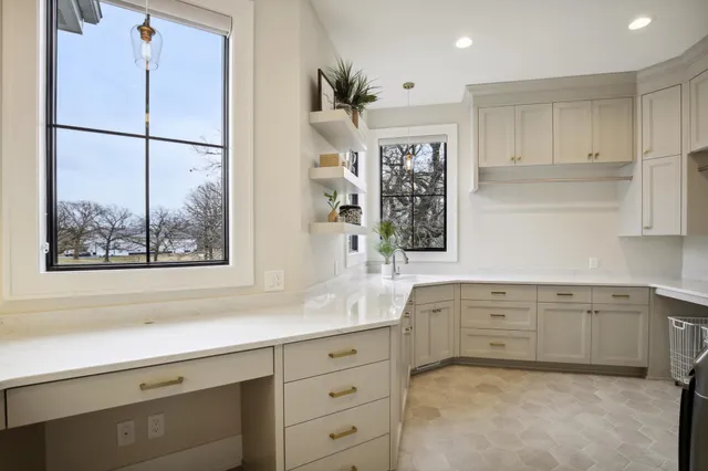 $2,617,830 | 935 Lakewood Hills Road North, Eagan, MN 55123