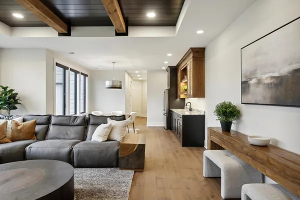 $2,617,830 | 935 Lakewood Hills Road North, Eagan, MN 55123