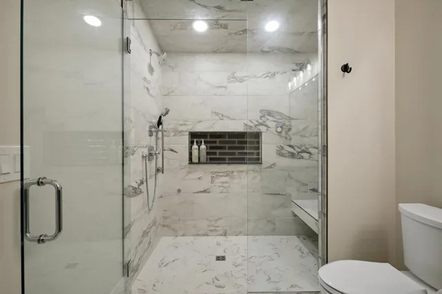 $2,617,830 | 935 Lakewood Hills Road North, Eagan, MN 55123