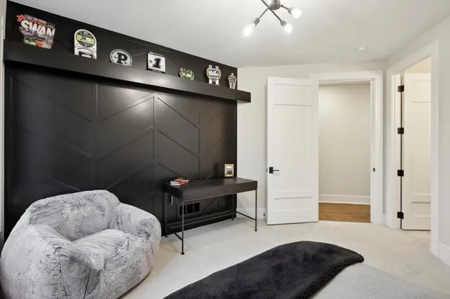 $2,617,830 | 935 Lakewood Hills Road North, Eagan, MN 55123