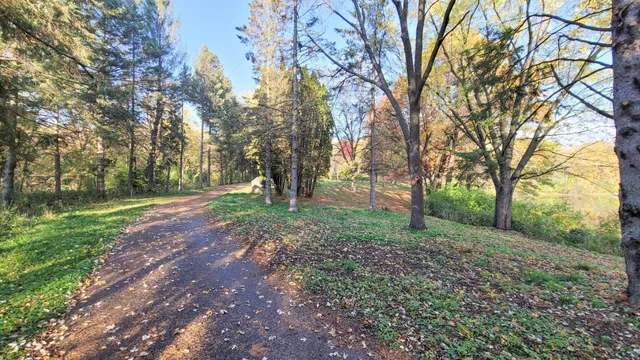 $2,617,830 | 935 Lakewood Hills Road North, Eagan, MN 55123