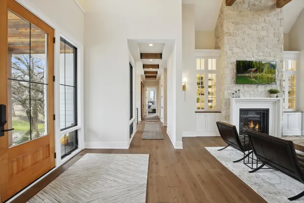 $2,617,830 | 935 Lakewood Hills Road North, Eagan, MN 55123